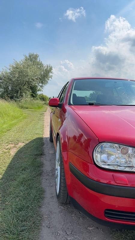 Gebraucht VW Golf IV 75 PS (55 kW) 2001 Rot Limousine