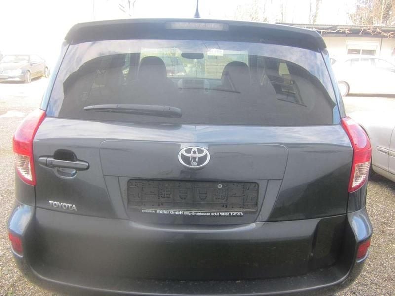 Gebraucht Toyota RAV4 Executive 177 PS (130 kW) 2007 Dark grey mica SUV