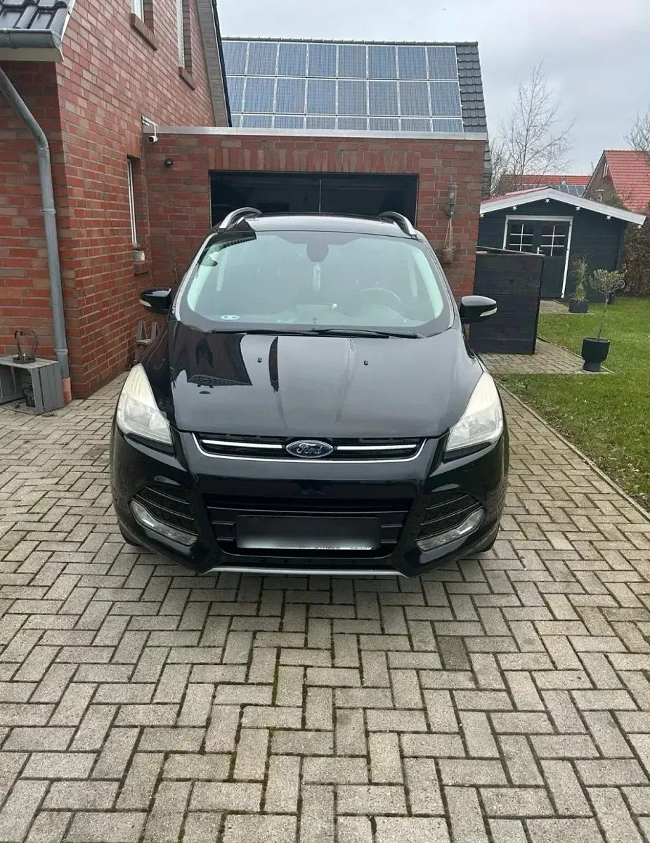 Usata Ford Kuga 182 CV (133 kW) 2013 Nero SUV