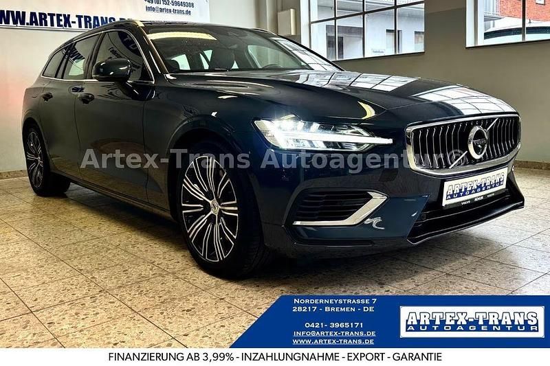 Blau Gebraucht 2020 Volvo V60 Inscription Kombi | 31.490 € (Fairer Preis) - Bild 1/4