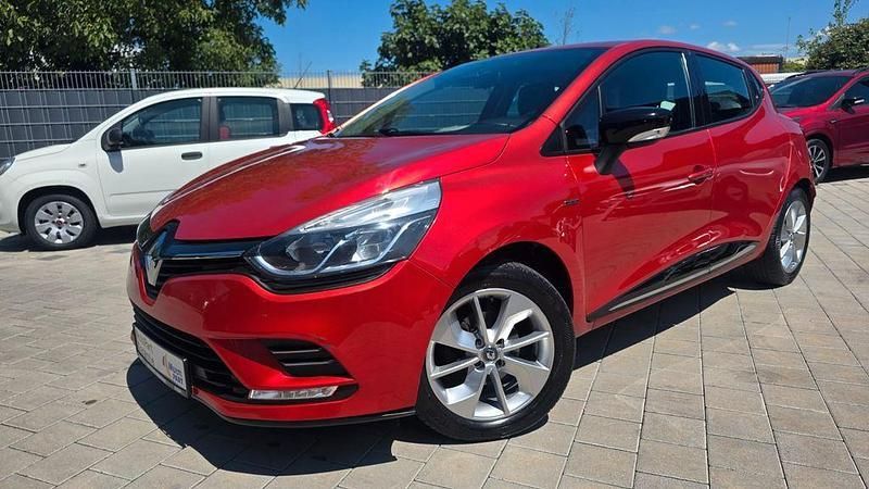 Orange Gebraucht 2016 Renault Clio IV LIMITED Limousine | 7.950 € (Etwas zu teuer) - Bild 1/4