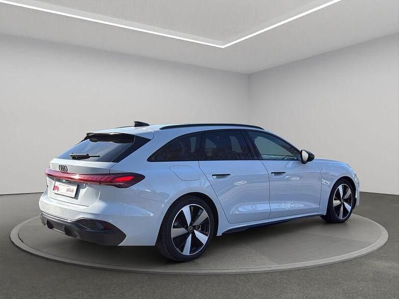 Gebraucht Audi A5 S-Line 204 PS (150 kW) 2025 Gletscherweiß metallic Kombi