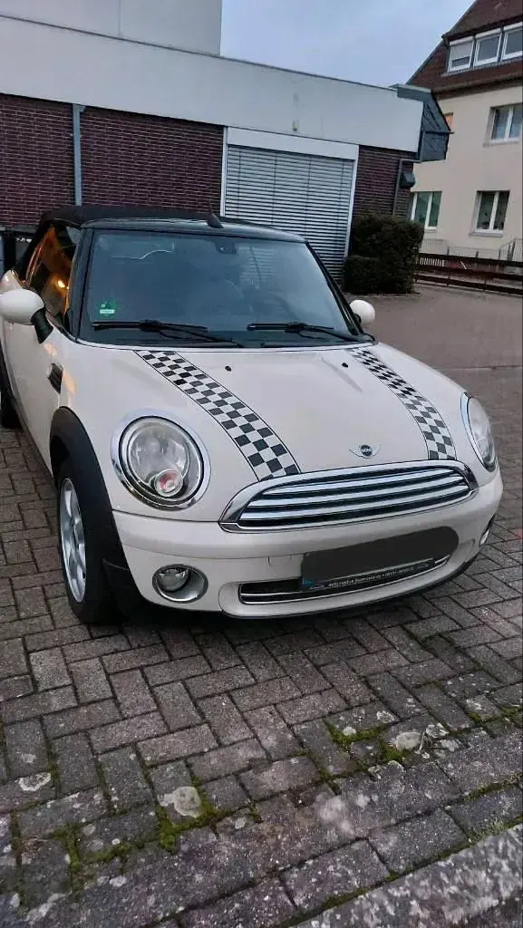 Used Mini ONE 98 HP (72 kW) 2010 White Hatchback