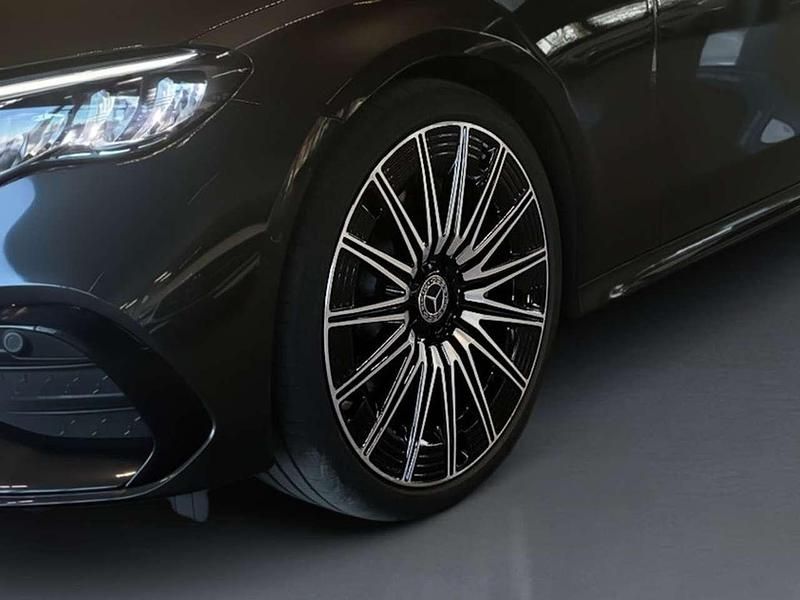 Gebraucht Mercedes E200 AMG 204 PS (150 kW) 2025 Grau Limousine