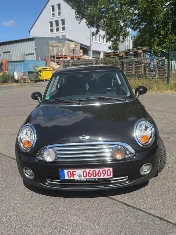 Schwarz Gebraucht 2009 Mini Cooper Pepper Kleinwagen | 3.200 € (Etwas zu teuer) - Bild 1/4