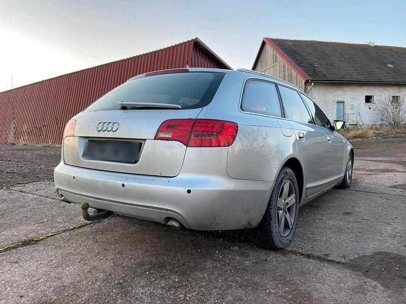 Używany Audi A6 2005 Srebrny Kombi