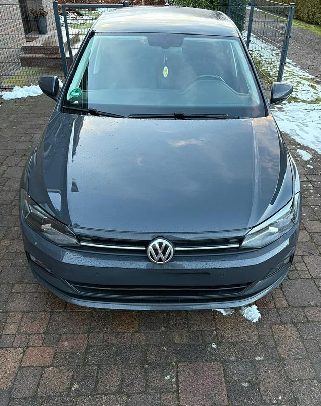 Gebraucht VW Polo Join 95 PS (69 kW) 2019 Grau Kleinwagen