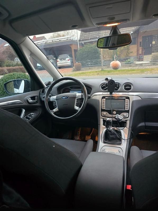 Gebraucht Ford S-MAX S 180 PS (132 kW) 2008 Schwarz Van / Kleinbus