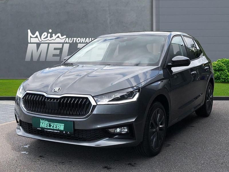 Grau Neu 2025 Skoda Fabia Tour Kleinwagen | 24.780 € (Teuer) - Bild 1/4