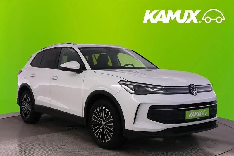 Weiß Gebraucht 2024 VW Tiguan SUV | 29.500 € (Superpreis) - Bild 1/4