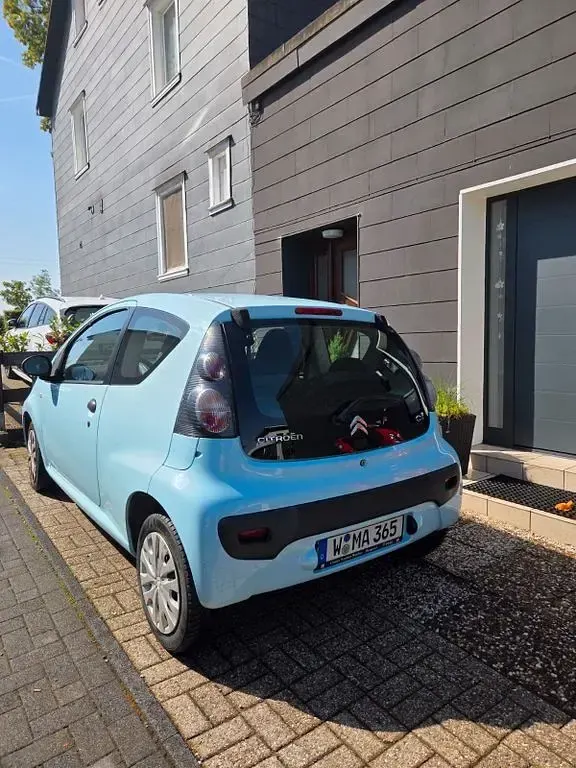 Gebraucht Citroën C1 Tendance 68 PS (50 kW) 2013 Blau Kleinwagen