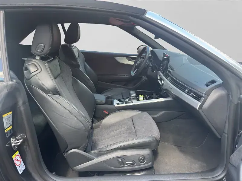 Gebraucht Audi A5 Cabriolet S-Line 265 PS (194 kW) 2022 Grau Cabrio