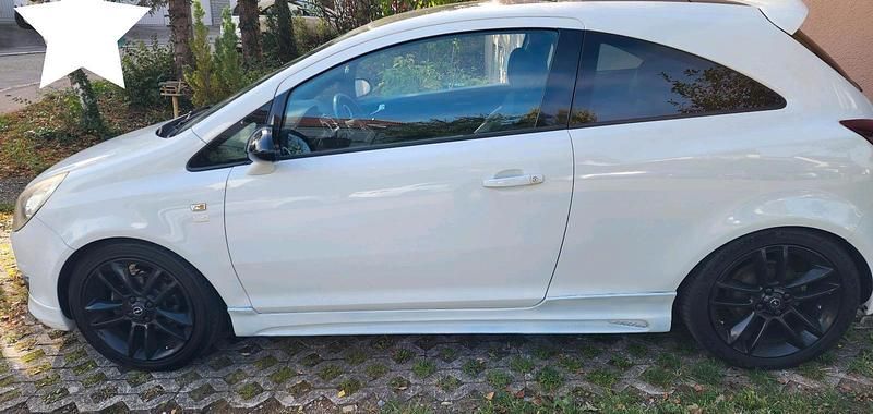 Weiß Gebraucht 2009 Opel Corsa Kleinwagen | 1.800 € (Guter Preis) - Bild 1/4