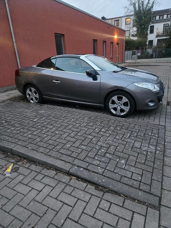 Gebraucht Renault Mégane Cabriolet 130 PS (95 kW) 2010 Grau Cabrio