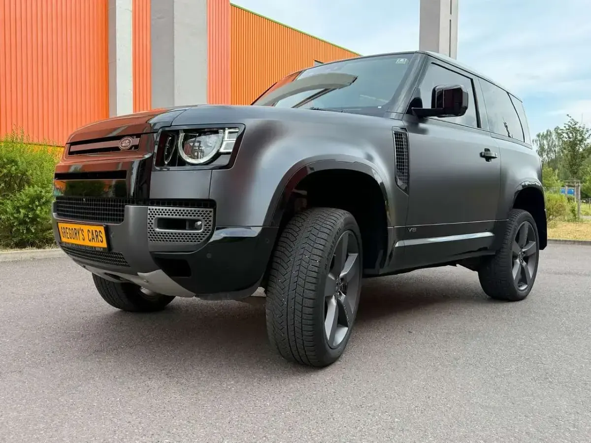 Gebraucht Land Rover Defender Carpathian Edition 525 PS (386 kW) 2022 Schwarz SUV