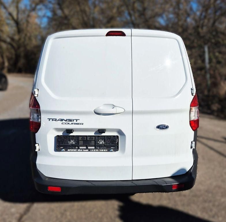 Gebraucht Ford Transit 75 PS (55 kW) 2017 Weiß Van / Kleinbus