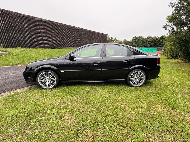 Gebraucht Opel Vectra GTS 146 PS (107 kW) 2002 Schwarz Limousine