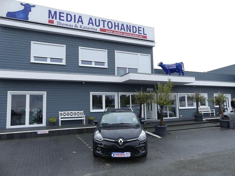 Schwarz Gebraucht 2018 Renault Clio GrandTour LIMITED Kombi | 9.000 € (Fairer Preis) - Bild 1/3