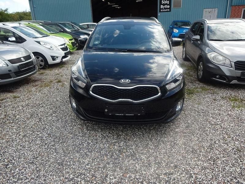 Schwarz Gebraucht 2014 Kia Carens Attract Van / Kleinbus | 6.000 € (Guter Preis) - Bild 1/4