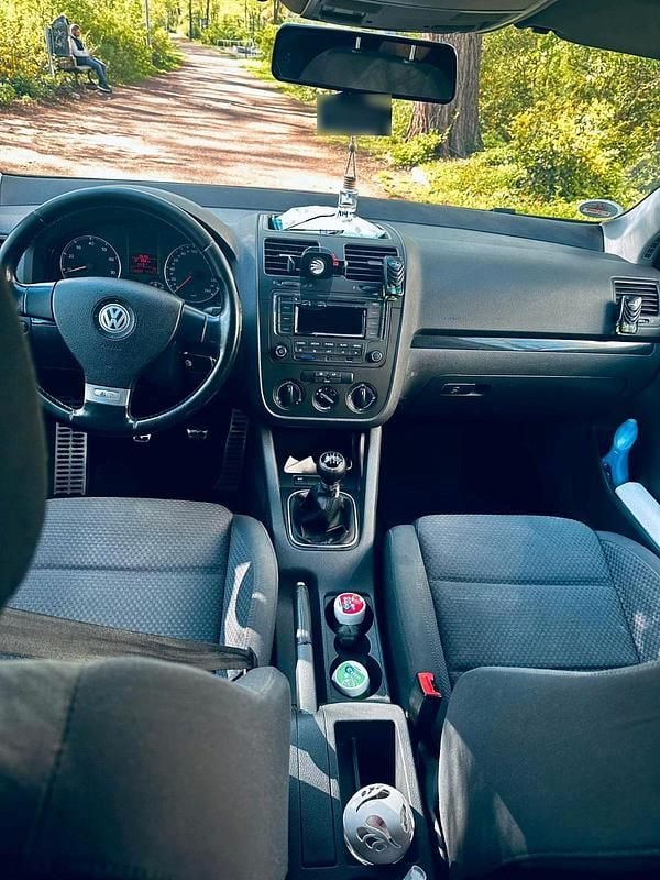Second-hand VW Golf 150 CP (110 kW) 2006 Andere farben Coupe