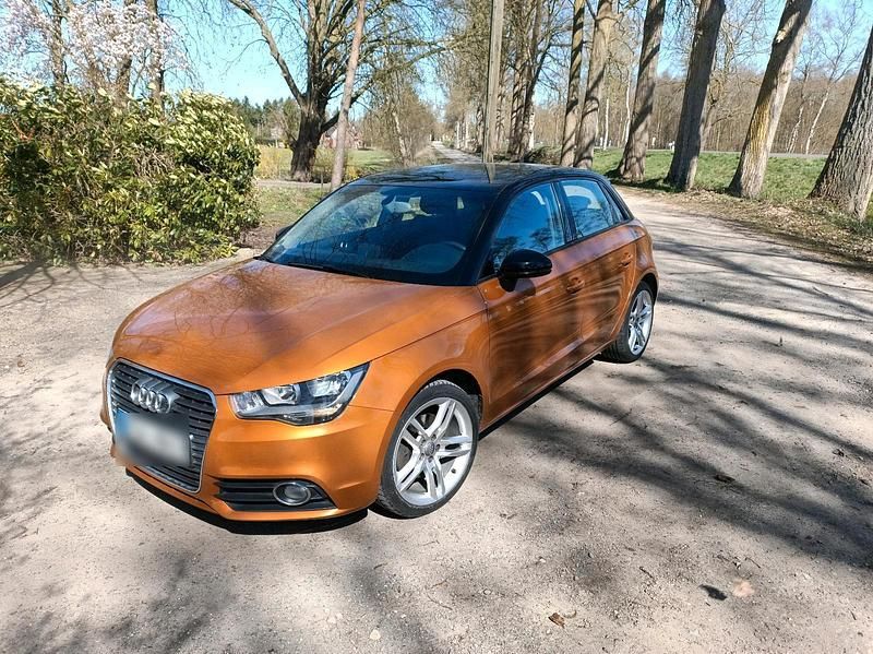 Gebraucht Audi A1 105 PS (77 kW) 2012 Orange Kleinwagen
