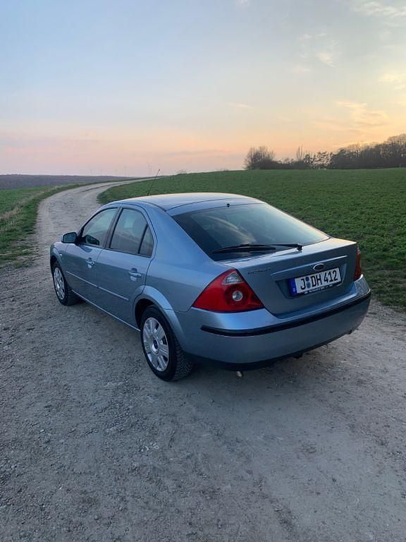 Gebraucht Ford Mondeo Titanium X 145 PS (106 kW) 2005 Blau Limousine