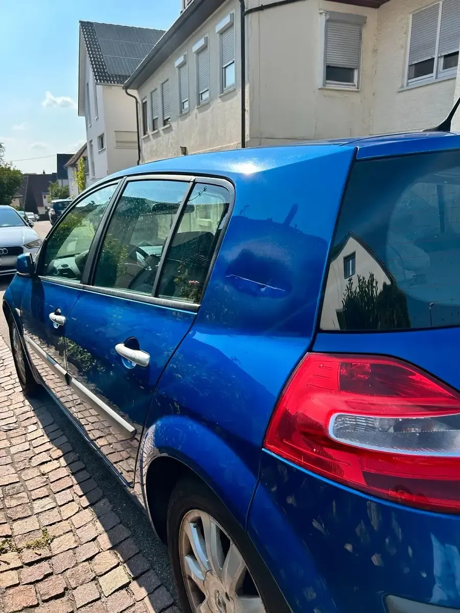 Gebraucht Renault Mégane II 111 PS (81 kW) 2006 Blau Limousine