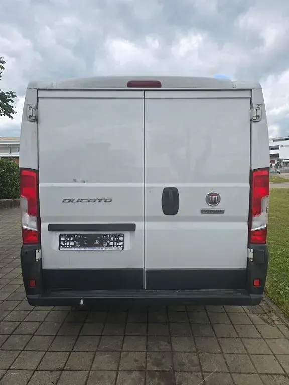 Gebraucht Fiat Ducato 131 PS (96 kW) 2019 Weiß Van