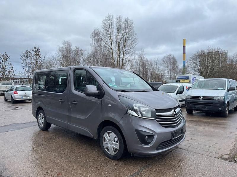 Gebraucht Opel Vivaro 140 PS (102 kW) 2015 Grau Van / Kleinbus