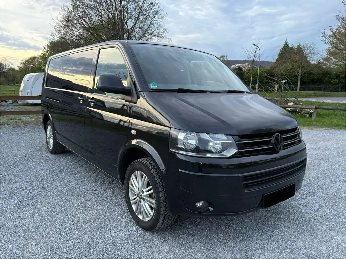 Gebraucht VW Caravelle 180 PS (132 kW) 2015 Schwarz Van