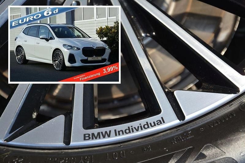 Weiß Gebraucht 2025 BMW 223 Active Tourer M Sport Van / Kleinbus | 36.890 € (Guter Preis) - Bild 1/4