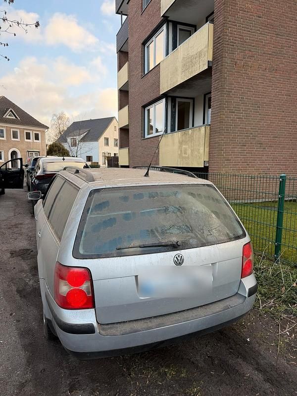 Gebraucht VW Passat 150 PS (110 kW) 2001 Silber Kombi