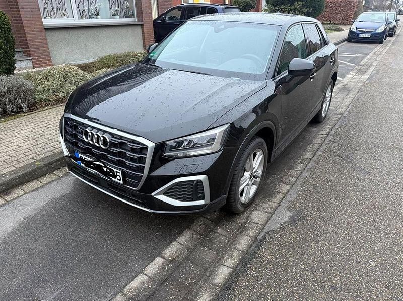 Gebraucht Audi Q2 110 PS (80 kW) 2024 Schwarz SUV