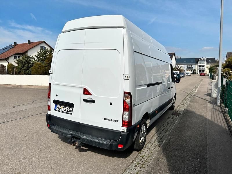 Gebraucht Renault Master 150 PS (110 kW) 2021 Weiß Van / Kleinbus