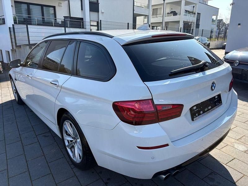 Gebraucht BMW 520 190 PS (139 kW) 2016 Weiß Kombi