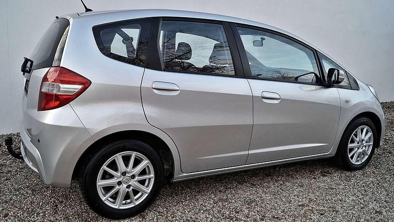 Gebraucht Honda Jazz 90 PS (66 kW) 2014 Silber Kleinwagen