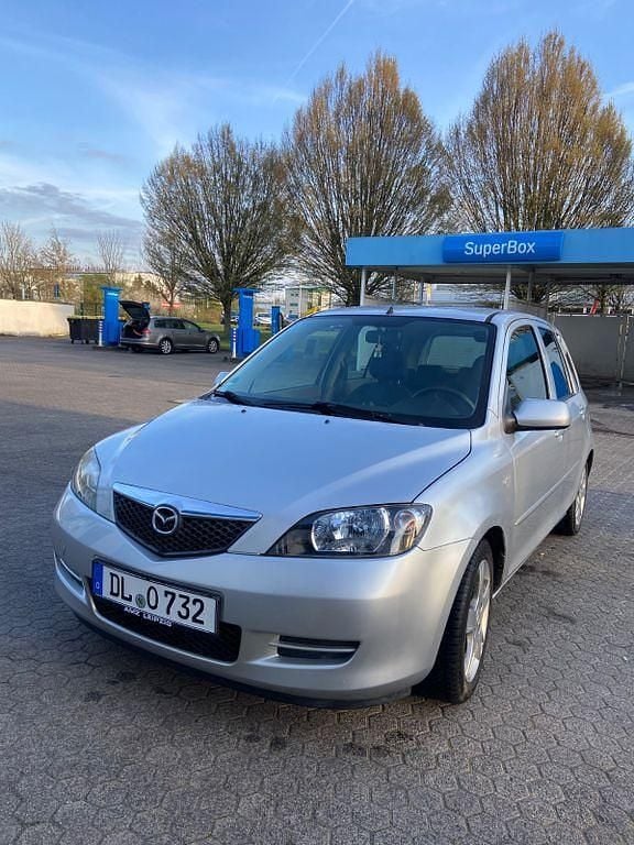 Second-hand Mazda 2 80 CP (58 kW) 2004 Gri Hatchback