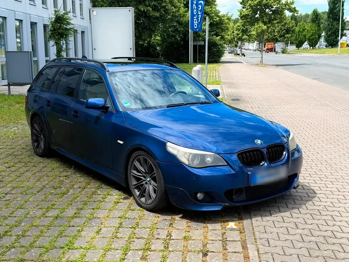Gebraucht BMW 530 M Sport 231 PS (169 kW) 2007 Blau Kombi