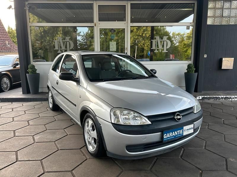 Silber Gebraucht 2001 Opel Corsa Kleinwagen | 1.690 € (Fairer Preis) - Bild 1/4