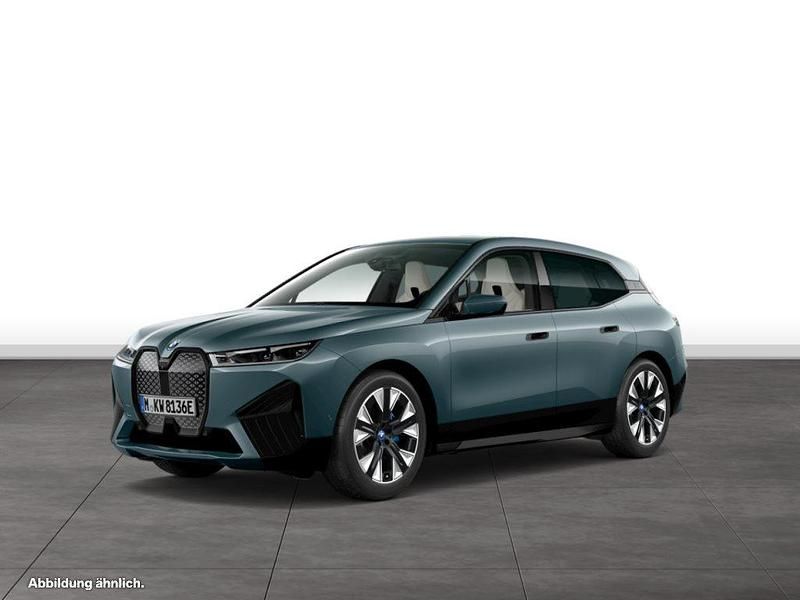 Blau Gebraucht 2024 BMW iX SUV | 59.736 € (Teuer) - Bild 1/4