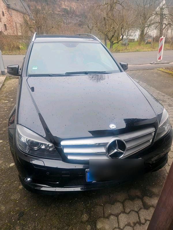 Gebraucht Mercedes C250 204 PS (150 kW) 2009 Schwarz Limousine