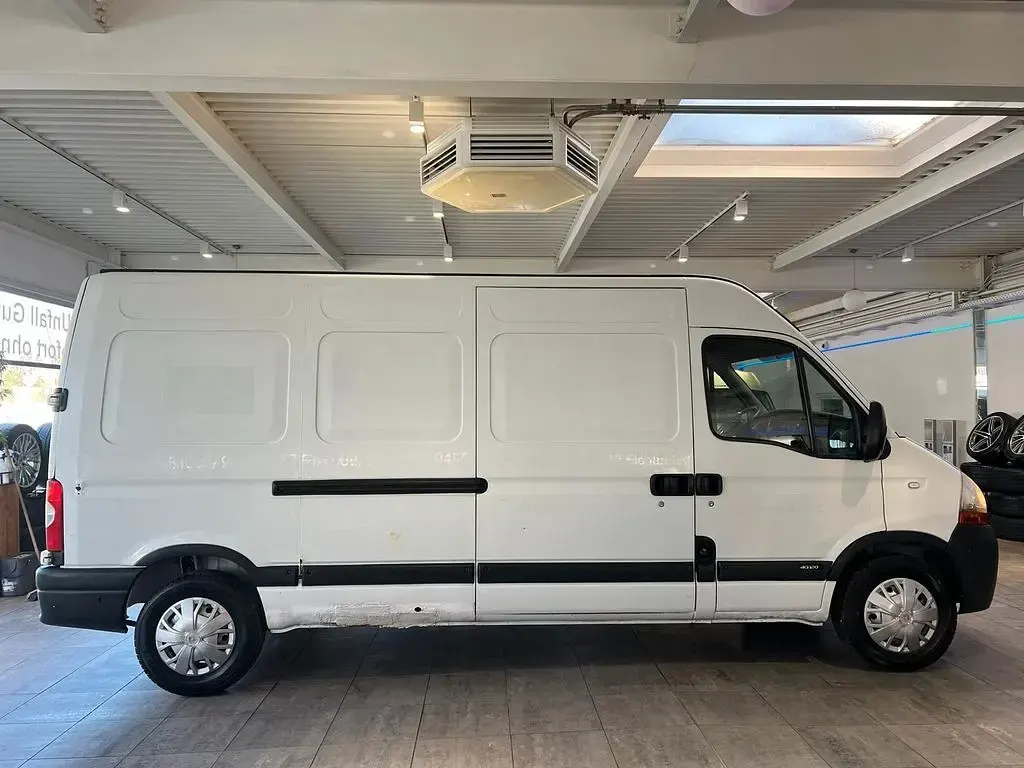 Używany Renault Master 120 KM (88 kW) 2007 Biały Minivan