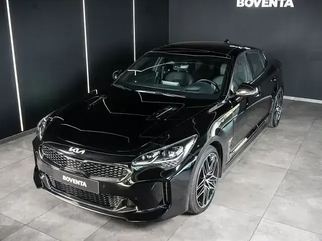 Gebraucht Kia Stinger GT 366 PS (269 kW) 2022 (abp) auroraschwarz metallic Kleinwagen