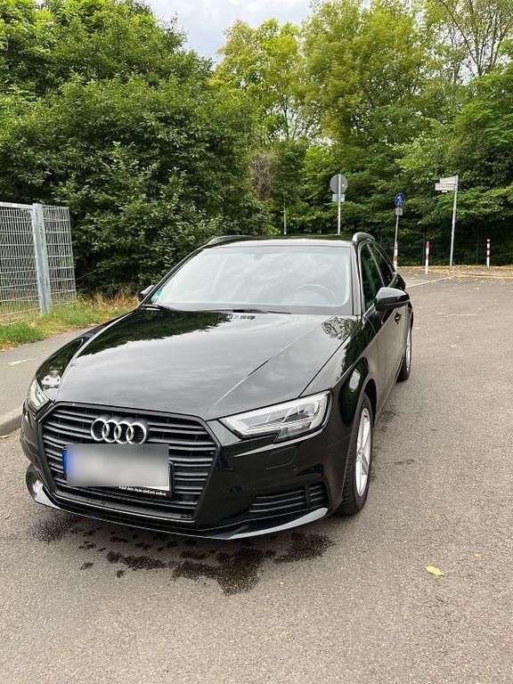 Schwarz Gebraucht 2016 Audi A3 Sport Limousine | 16.100 € (Fairer Preis) - Bild 1/4