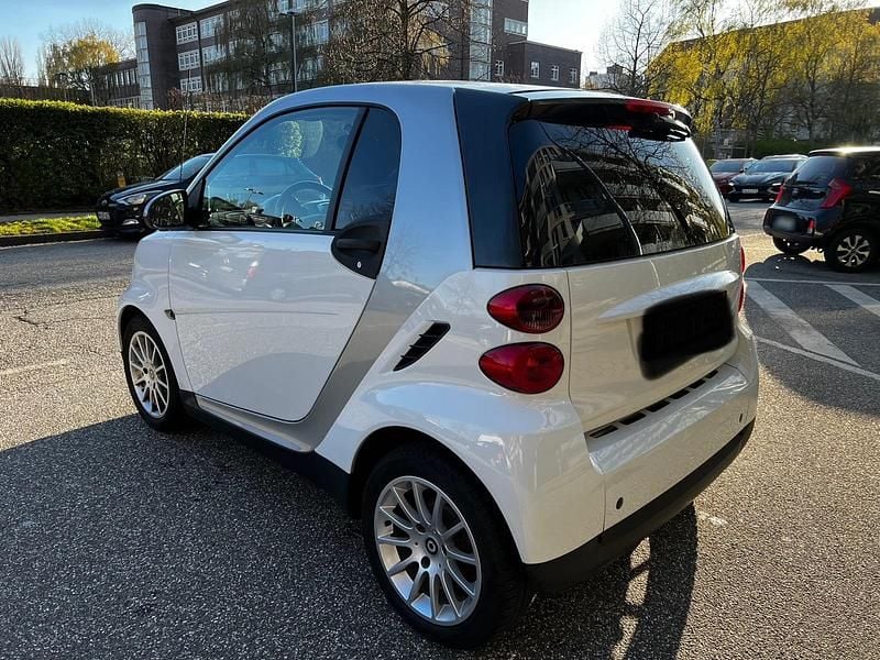 Gebraucht Smart ForTwo Coupé 71 PS (52 kW) 2010 Weiß Coupé