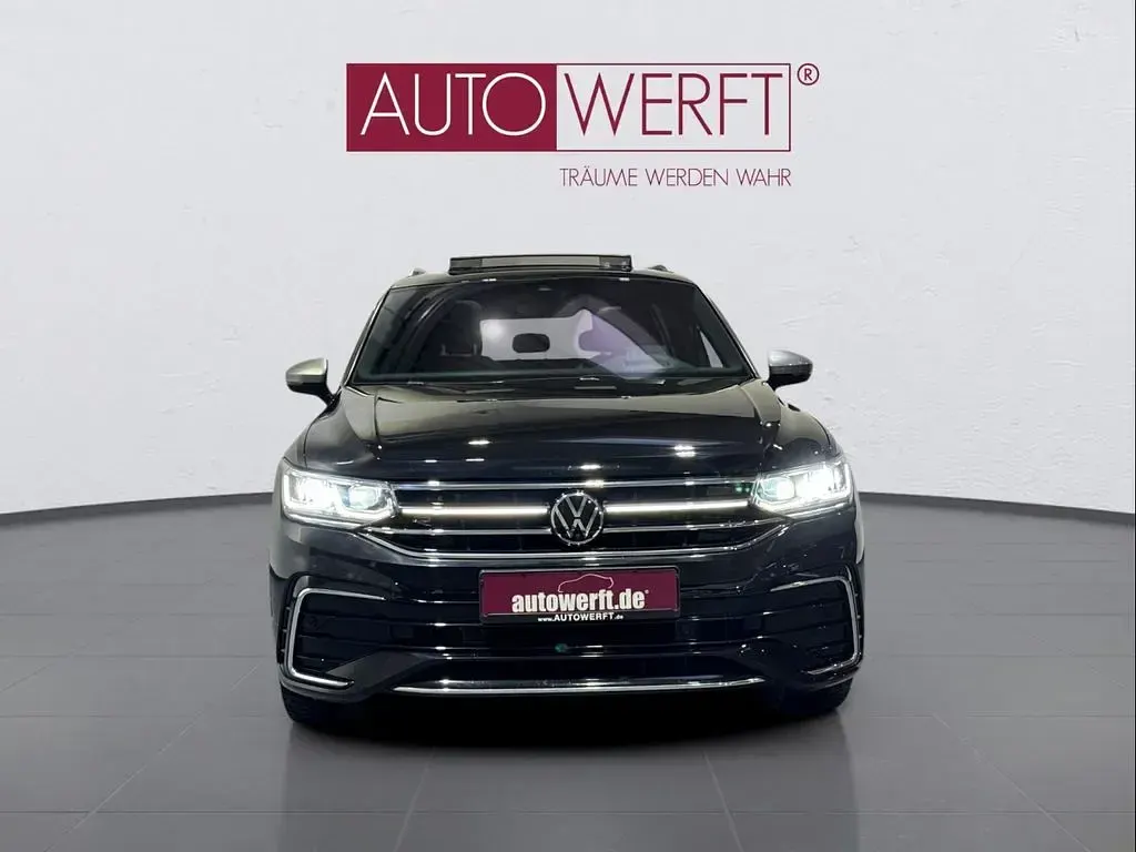 Gebraucht VW Tiguan Allspace R-line 190 PS (139 kW) 2022 Schwarz SUV