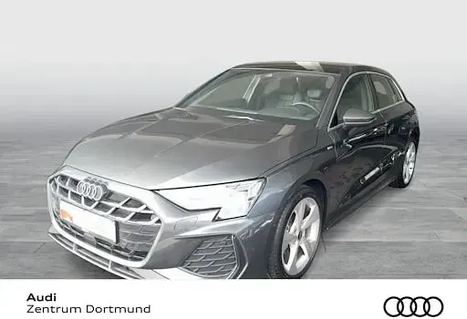 Usado Audi A3 S-Line 150 HP (110 kW) 2025 Sedan