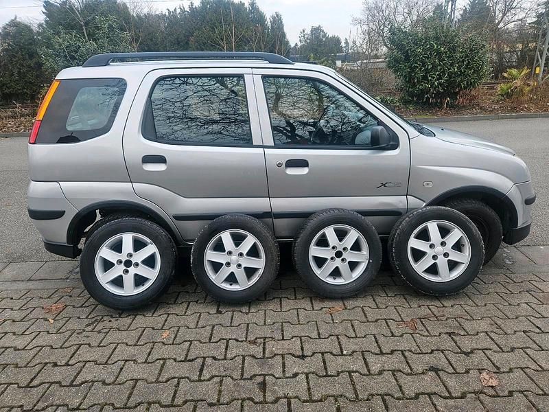 Silber Gebraucht 2005 Suzuki Ignis Limousine | 2.900 € (Fairer Preis) - Bild 1/4