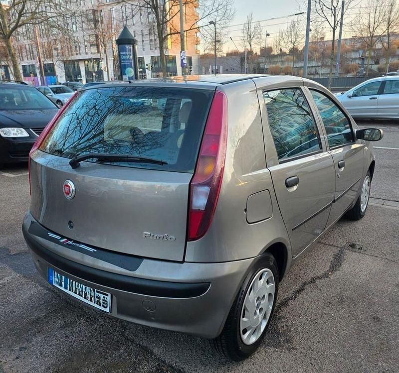 Gebraucht Fiat Punto Dynamic 60 PS (44 kW) 2005 Grau Kleinwagen