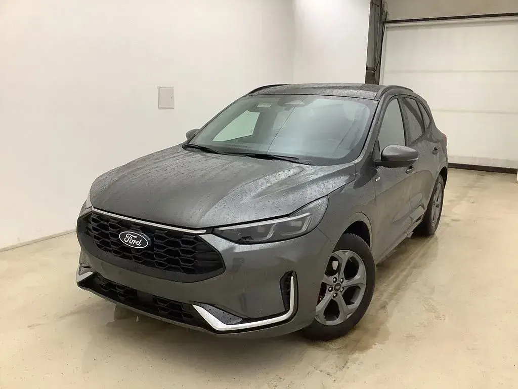 Gebraucht Ford Kuga ST-Line X 186 PS (136 kW) 2025 Grau SUV